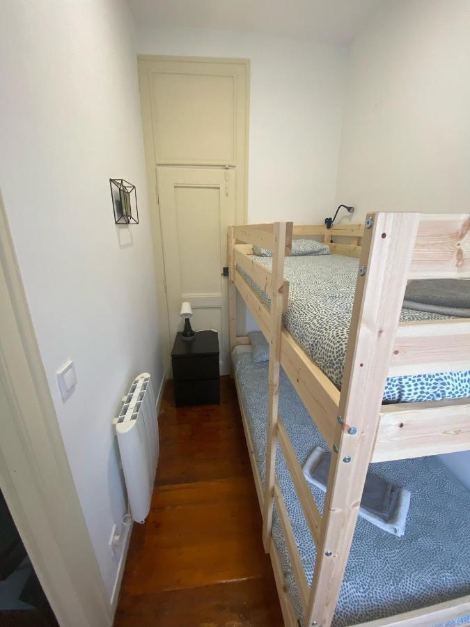 Pedro Surf Shelter Apartment Lisbon Bagian luar foto